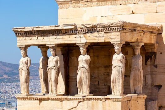 acropole statue caryatide athenes culture grec grece monplanvoyage