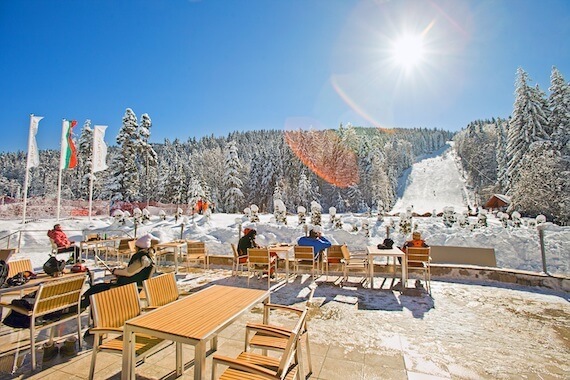 hotel terrasse hiver borovets bulgarie neige montagne ski monplanvoyage