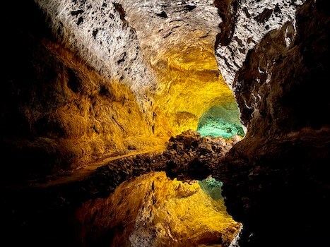 cueva de los verdes grotte haria nature lanzarote canaries espagne