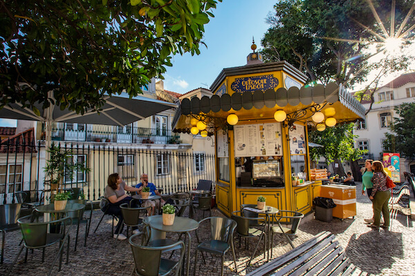 kiosque street food lisbonne portugal monplanvoyage