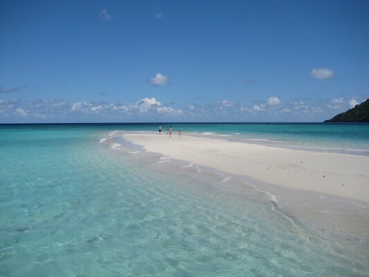 mayotte lagon sable blanc beach eau turquoise ocean indien monplanvoyage