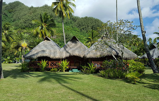 moorea ile bungalow architecture local polynesie logement monplanvoyage