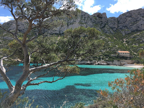 calanque sugiton crique paysage parc nature eau turquoise provence france monplanvoyage