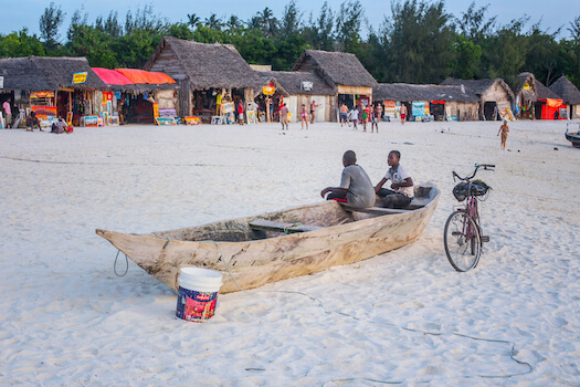 kizimkazi village peche plage sable habitant zanzibar ile tanzanie monplanvoyage